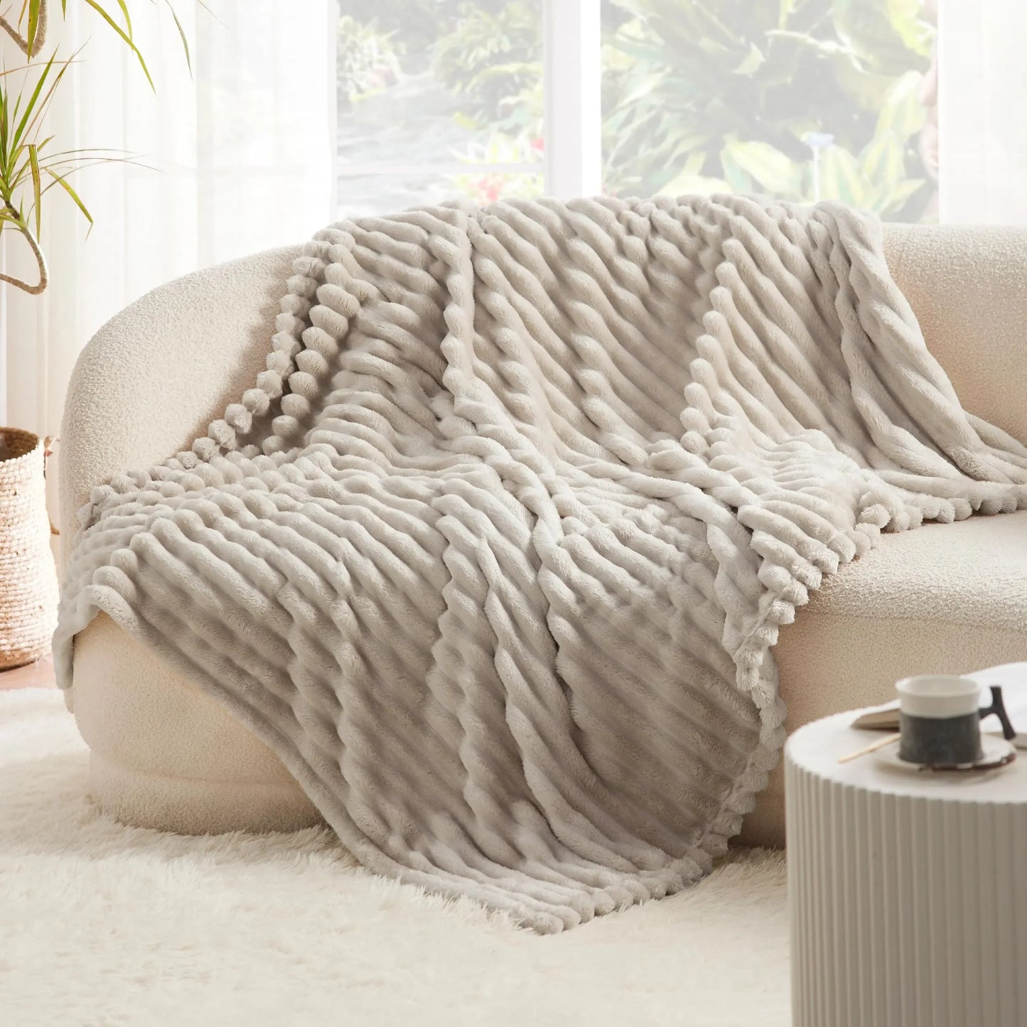 Cozy Plush Blanket Throw